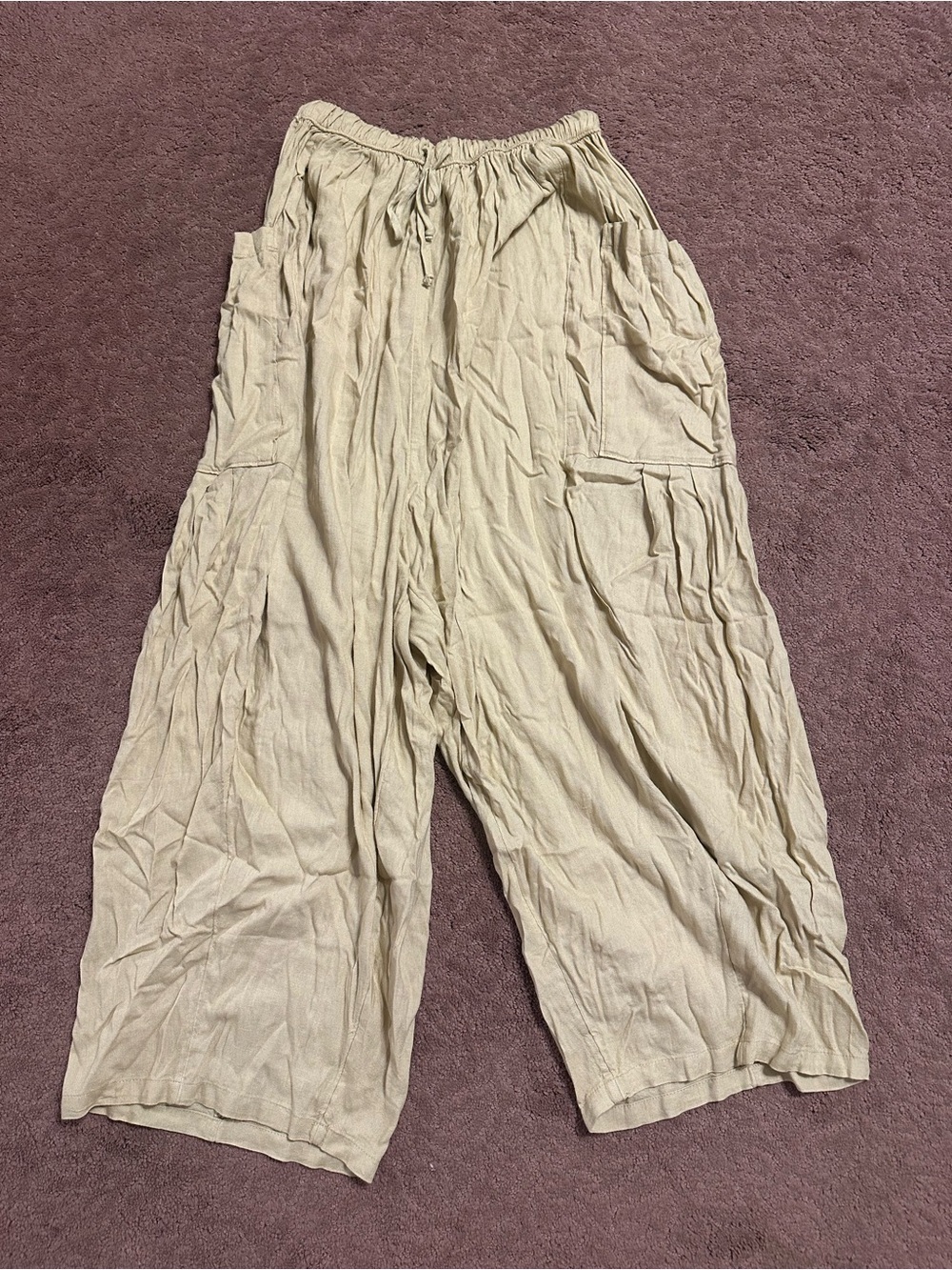 Relaxed Drawstring Wide-Leg Pants in lemongrass - Picture 2 of 4